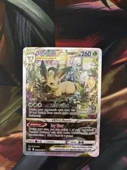 Pokemon TCG Leafeon Vstar Crown Zenith: Galarian Gallery Gg35/Gg70 Regular Ultra - Image 1