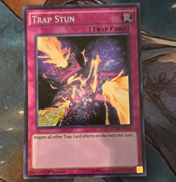 Konami Yu-Gi-Oh! Trap Stun Trap 1st Edition Foil LC5D-EN141 EN - Image 1