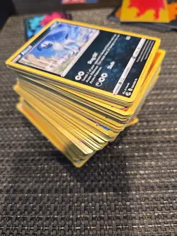 Pokemon TCG Trading Cards Random Lot - Image 1