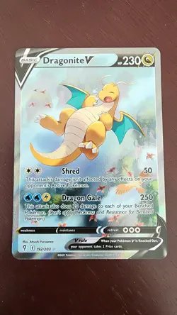 Dragonite V (Alternate Full Art) 192/203 SWSH07: Evolving Skies Holo - Image 1