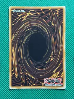 YuGiOh! - Mimicking Man-Eater Bug MP22-EN204 Ultra Rare 1st Edition Near Mint - Image 2