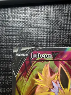 Jolteon v SWSH183 Sword & Shield Promo Holo Card NM Condition - Image 3
