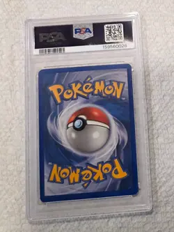 Celebi-Holo 2006 Pokemon Gold Star PSA 8 - Image 2