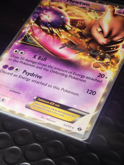 Mewtwo EX 54/99 Pokemon TCG 2012 World Championships Promo Card signed rare - Image 2