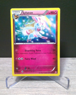 Sylveon 30/30 XY Trainer Kit Holo Pokemon Card NM/LP - Image 1