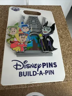 Disney Park Pin - Sleeping Beauty Maleficent And The Fairies Build A Pin - Image 1