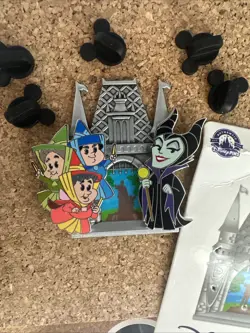 Disney Park Pin - Sleeping Beauty Maleficent And The Fairies Build A Pin - Image 2