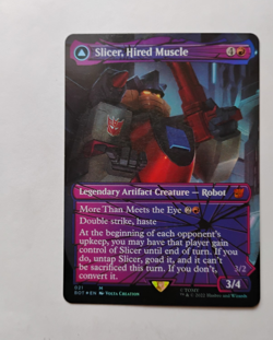 Slicer, Hired Muscle Shattered Glass Foil #021 Mythic Red EN 2022 - Image 1