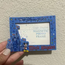 Rare Walt Disney World Magic Kingdom Picture Frame 3x4in Disney Castle Magnet - Image 2