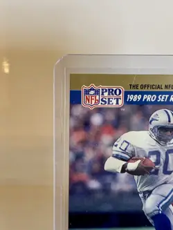 BARRY SANDERS 1990 PRO SET ROOKIE OF THE YEAR #1 - Image 2