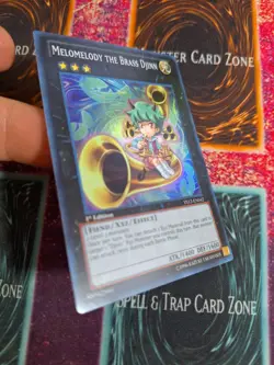 Yu-Gi-Oh! TCG Melomelody the Brass Djinn YS12-EN042 Super Rare 1st Edition NM - Image 2