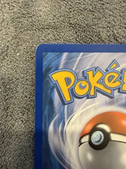 Pokemon TCG Reshiram Holo Rare Card 28/113 B&W Legendary Treasures LP 2013 - Image 4