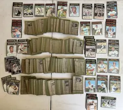 1970 Topps Baseball Cards (32) + 1971 Topps Baseball Set (464); Lot of 496 - Image 1