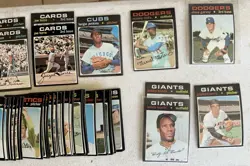 1970 Topps Baseball Cards (32) + 1971 Topps Baseball Set (464); Lot of 496 - Image 4