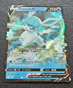 Glaceon V Holo Stamped Promo - ( Holiday Calendar 040/203 Pokemon TCG LP ) - Image 2