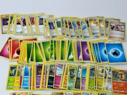 Pokemon Cards Bundle - character, trainer and energy cards - Image 3