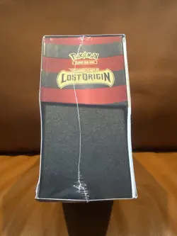 Lost Origin Pokemon Center Elite Trainer Box ETB - Image 5
