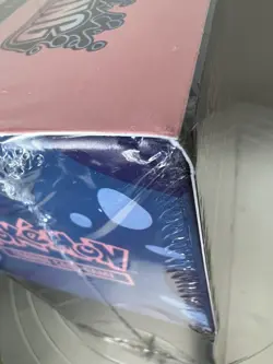Pokemon Center Chaos Rising Elite Trainer Box ETB New & Sealed (see photos) - Image 4
