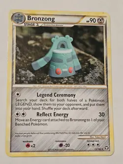 Bronzong 15/102, Regular LP, Triumphant Pokemon TCG - Image 1