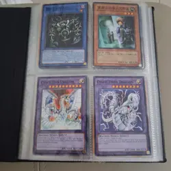 MINT 1996 Yu-Gi-Oh! Vintage Binder + 100 Card Collection - Yugi & Dark Magician - Image 2