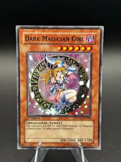 Dark Magician Girl 1st Ed Super Rare DPYG-EN008 Yu-Gi-Oh! - Image 1