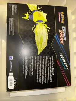 Pokemon Card Regieleki V SWSH280 Black Star Promo Jumbo NM + Promo cards + Code - Image 2