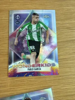 *LOT OF (15) 2025-26 Topps Chrome UEFA UCC Wonderkids Refractor RC’s - Image 3