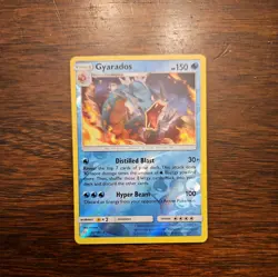 Gyarados - 30/181 - Reverse Holo Rare Team Up Set TCG - Pokemon Card - NM - Image 1