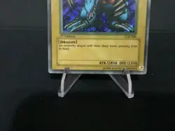 2002 Yugioh “FADED” 1st Edition “TRI-HORNED DRAGON”#LOB-000 VERY RARE - Image 3