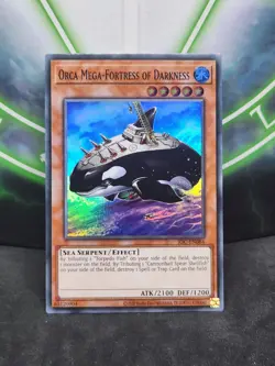 Yugioh Orca Mega-Fortress of Darkness IOC-EN084 Super Rare 25th Anniversary NM - Image 1