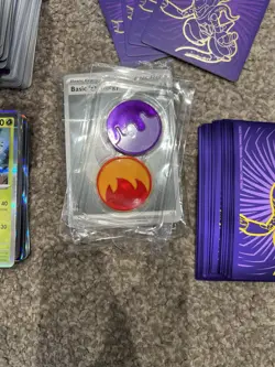 Scarlet & Violet Base Set SV01 Bulk Common Holo Rev Holo With ETB & Accessories - Image 4