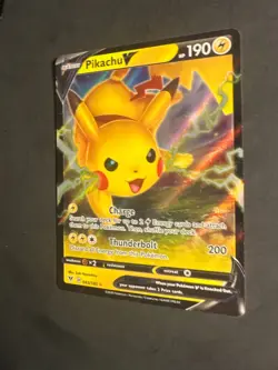 2020 Pokemon SWSH Vivid Voltage Pikachu V 43/185 Full art illustration rare 002 - Image 3