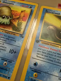 Wizards Pokemon TCG Fossil 1st Ed Omanyte Tentacool Horsea EN HP lot (3) - Image 5