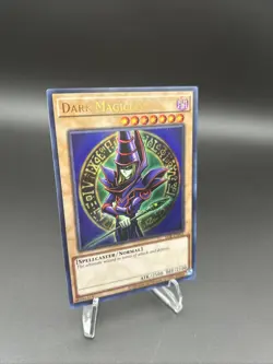 NM! Yu-Gi-Oh! TCG Dark Magician LOB-EN005 Unlimited Ultra Rare Card - Image 1