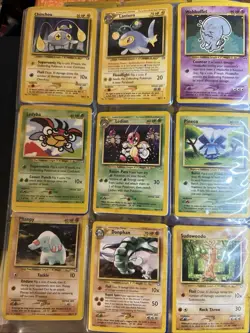 pokemond cards lot - Image 1