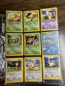 pokemond cards lot - Image 2