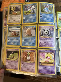 pokemond cards lot - Image 3