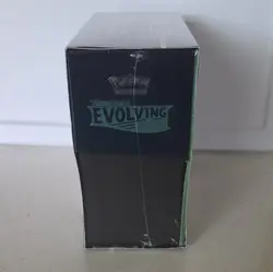 Pokemon TCG Evolving Skies Elite Trainer Box ETB English 8 Booster Packs 2021 - Image 3