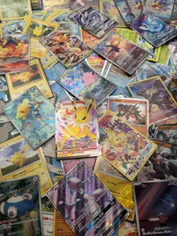 Eeveelution 2+ Cards 50 Card Pokemon Bundle Japanese + English 6 ex VMAX + HOLOS - Image 5