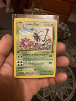 Pokemon TCG Butterfree Jungle 33/64 Regular 1st Edition Uncommon Card - Image 1