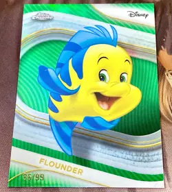 FLOUNDER THE LITTLE MERMAID 2025 TOPPS CHROME DISNEY TRUE GREEN REFRACTOR SP /99 - Image 2