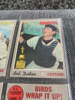 VINTAGE BASEBALL CARDS LOT OF. 9. ALL OPEE. CHEE GOOD TO EXCELLENT PLUS - Image 4