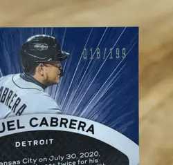 Miguel Cabrera /199 ILLUMINATION BLUE DONUT CIRCLES SP Parallel Prizm 2021 - Image 2