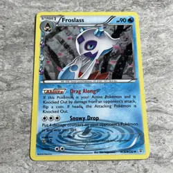 Froslass RC8/RC32 Pokemon Generations: Radiant Collection Holo - LP - Image 1