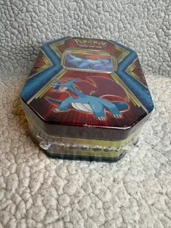 2019 Pokemon TCG Sun & Moon Series Salamence Dragon Factory Sealed Tin 🔥 - Image 4