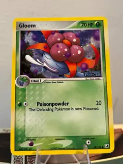 The Pokemon Company Gloom 58/115 Unseen Forces Holographic MP - Image 1