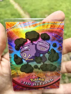 Topps TV Animation Edition Weezing #110 Rainbow Holo Pokemon Card English - Image 2