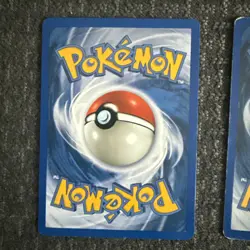 Pikachu 70/111 Neo Genesis Pokemon Card and Gloom 36/111 - Image 5
