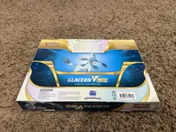 Pokemon TCG Glaceon VSTAR Special Collection Box Sealed English - Image 2