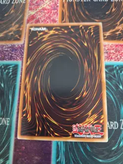 Yugioh Dark Magician YUCB-EN001 Ultra Rare Limited Near Mint - Image 3
